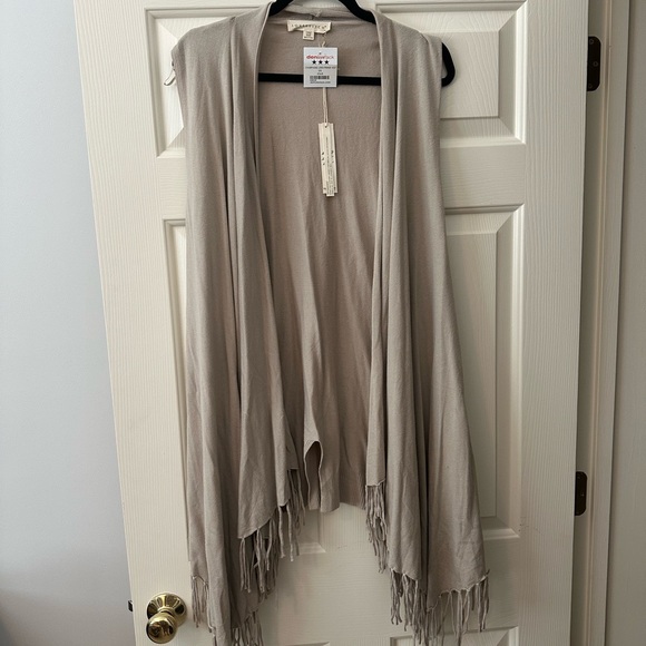 lovestitch Other - Lovestitch Fringe Vest Oatmeal Color